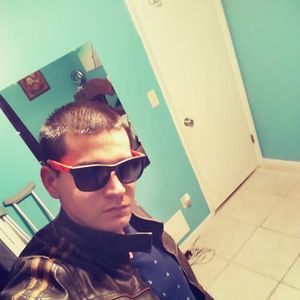 Meet your Posher, Ernesto